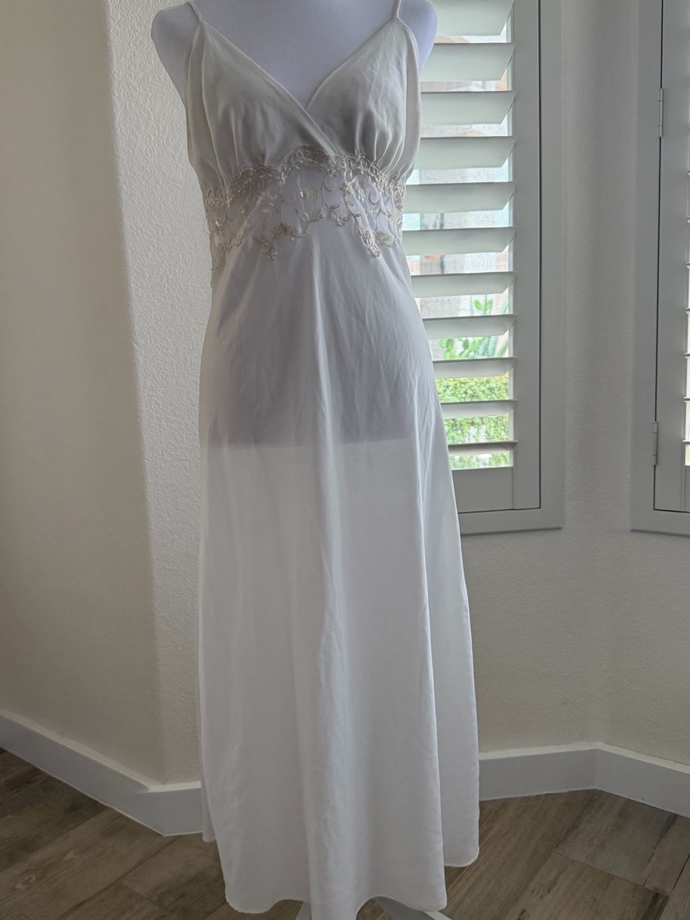 Dentelle White Slip Dress / Intimate Maxi Nightgown – Size XL